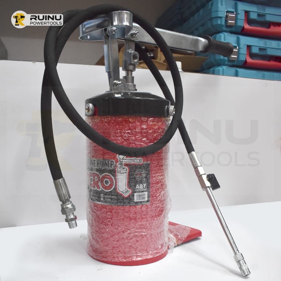 Lever Grease Pump with Hose