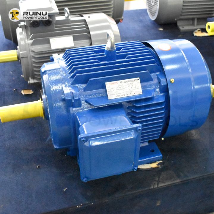 Three-Phase Electric Motor (Blue, Ribbed)