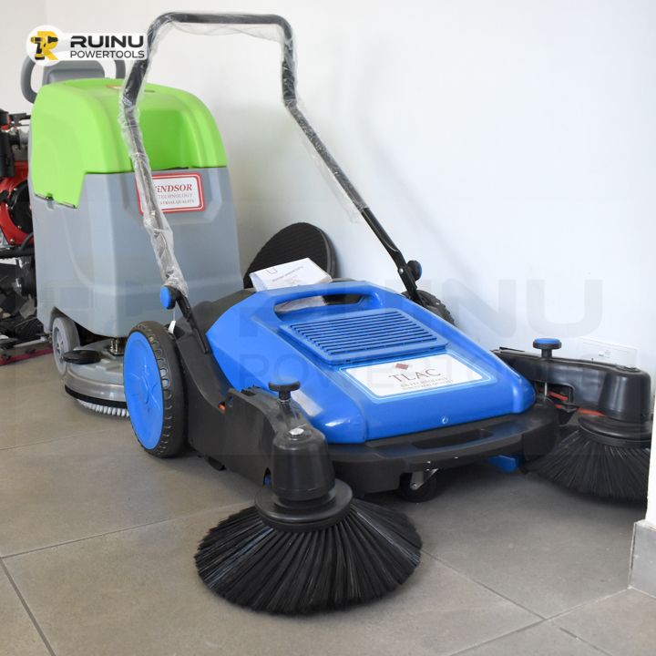 Windsor Manual Floor Sweeper, Car Wash & Cleaning Equipment